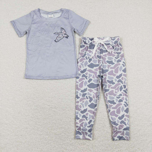 Sibling Baby Boys Huting Grey Short Sleeve Top with Camo Jogger Outfit