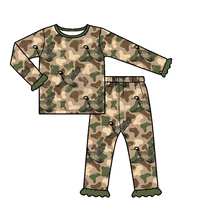 10.21 GLP4033 Preorder Kids Girls Camo Duck Long Sleeve Pajama Set