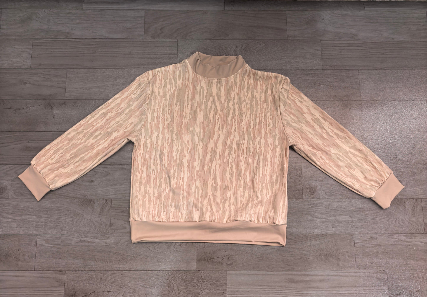 8.12 Preorder Adult Realtree Camo Mock Neck Active Sweatshirt Top