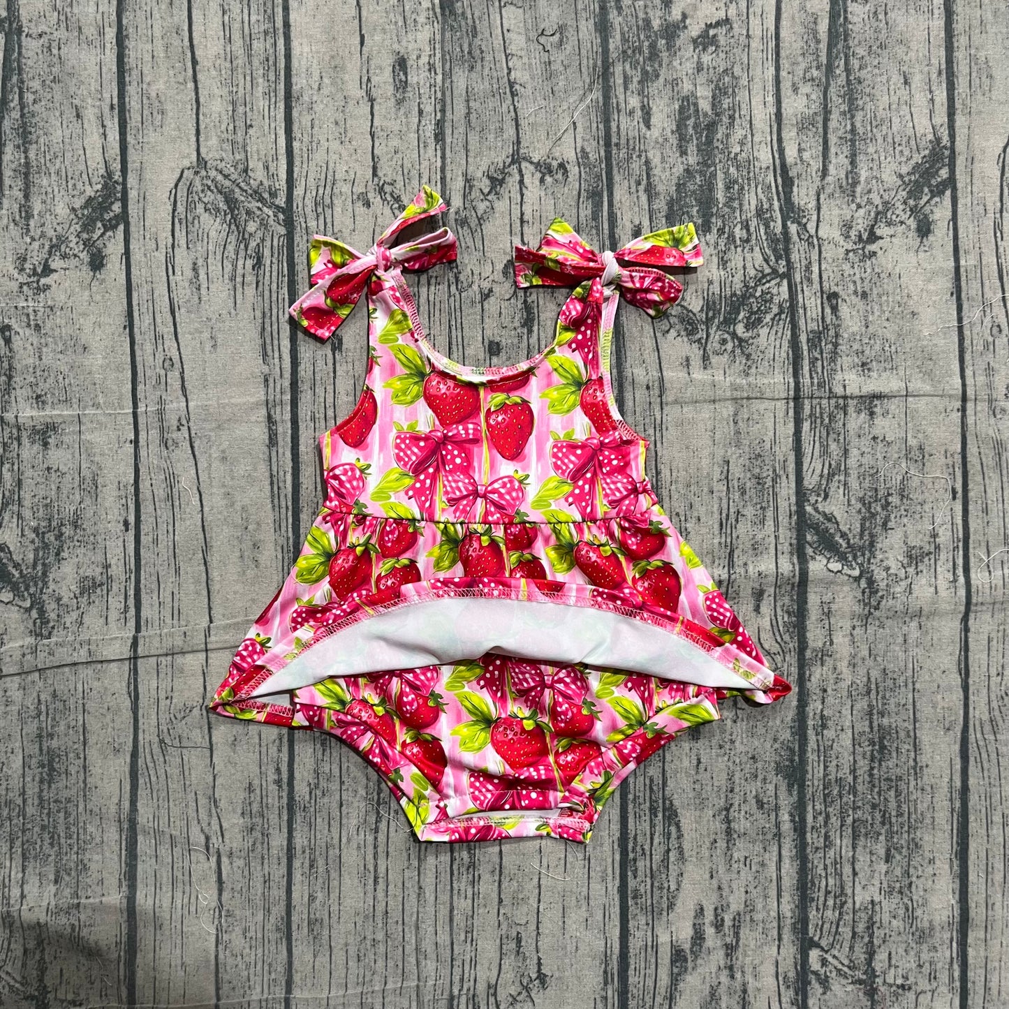 SR4134 Preorder Strawberry Bows Print Baby Girls Summer Strap Skirts Romper