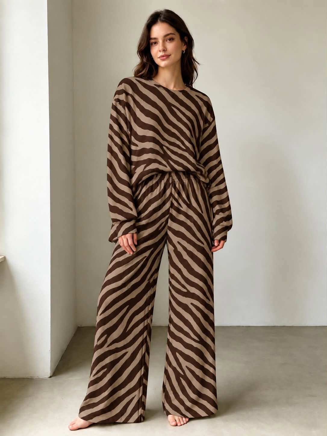 Preorder (5 MOQ) Brown Zebra Striped Long Sleeve Top Logo Pockets Pants Girls & Woman Clothes Set