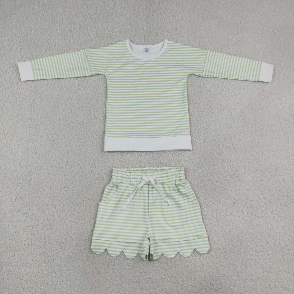 Kids Girls Light Green Long Sleeve Top with Shorts Outfit