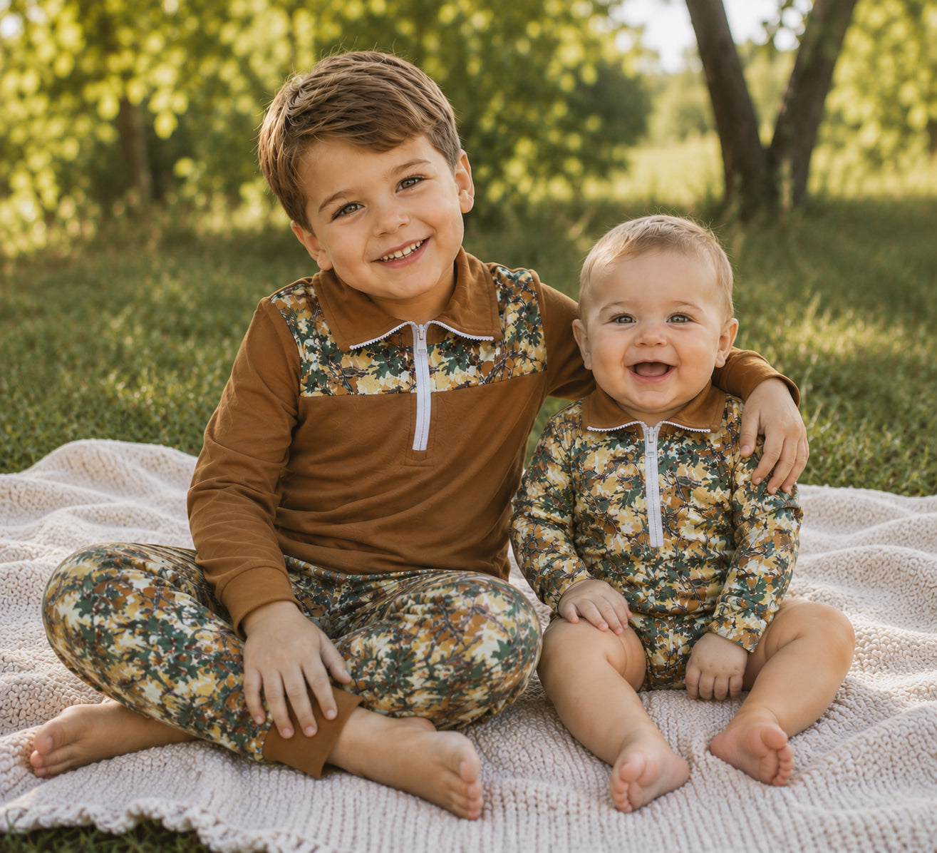 Sibling  Boys Fall leaf Camo Pullover Top with Joger Set and Baby Romper