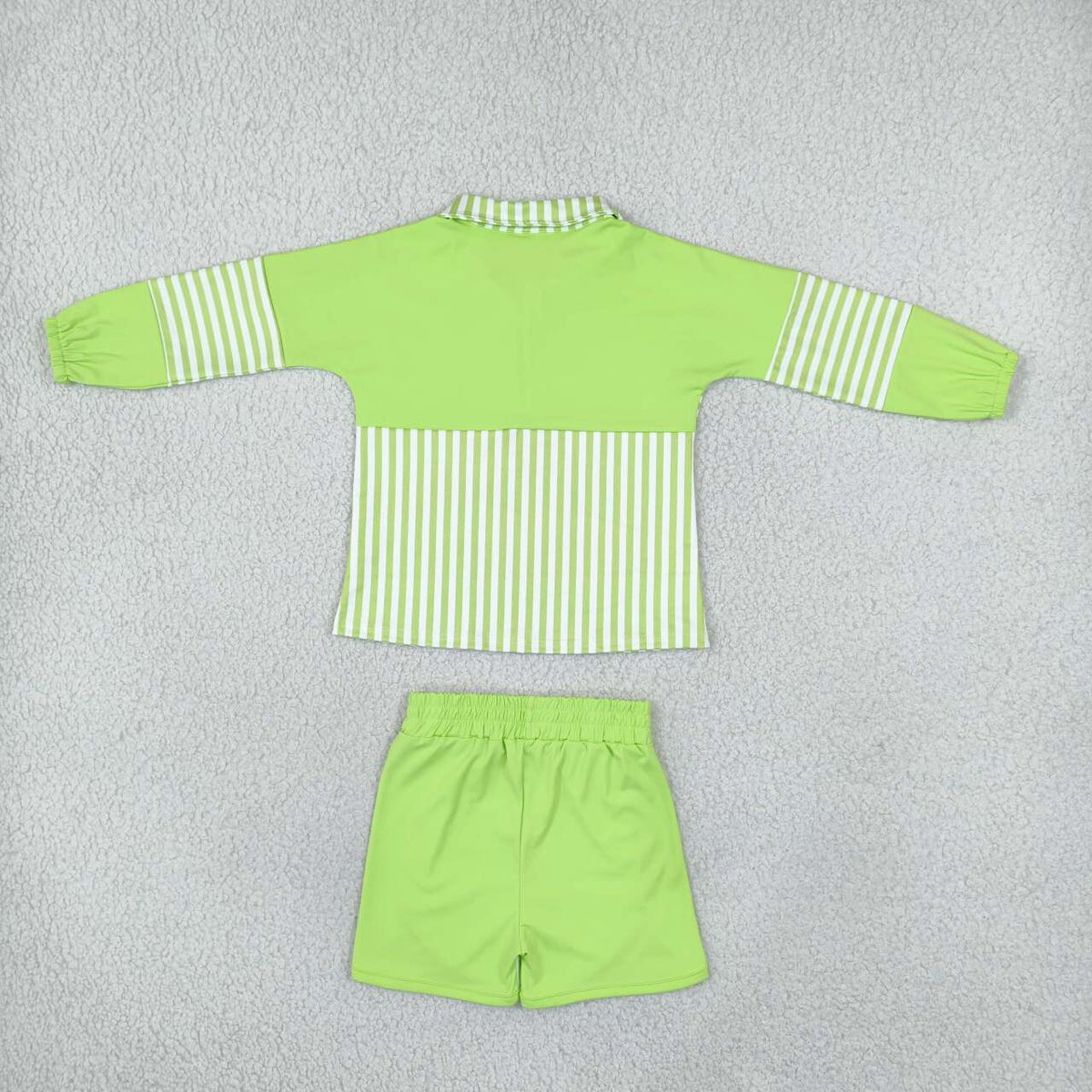 Green Stripes Print Zipper Top Shorts Girls Yoga Clothes Set
