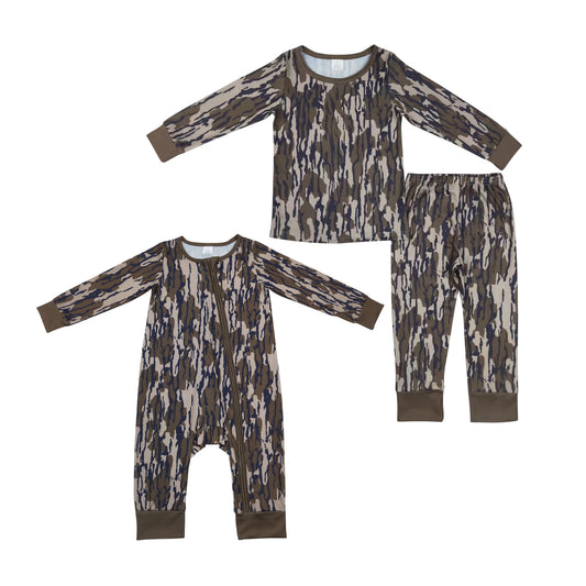 Sibling Baby Boys olive green Camo Long Sleeve Pajama Set / Zipper Romper