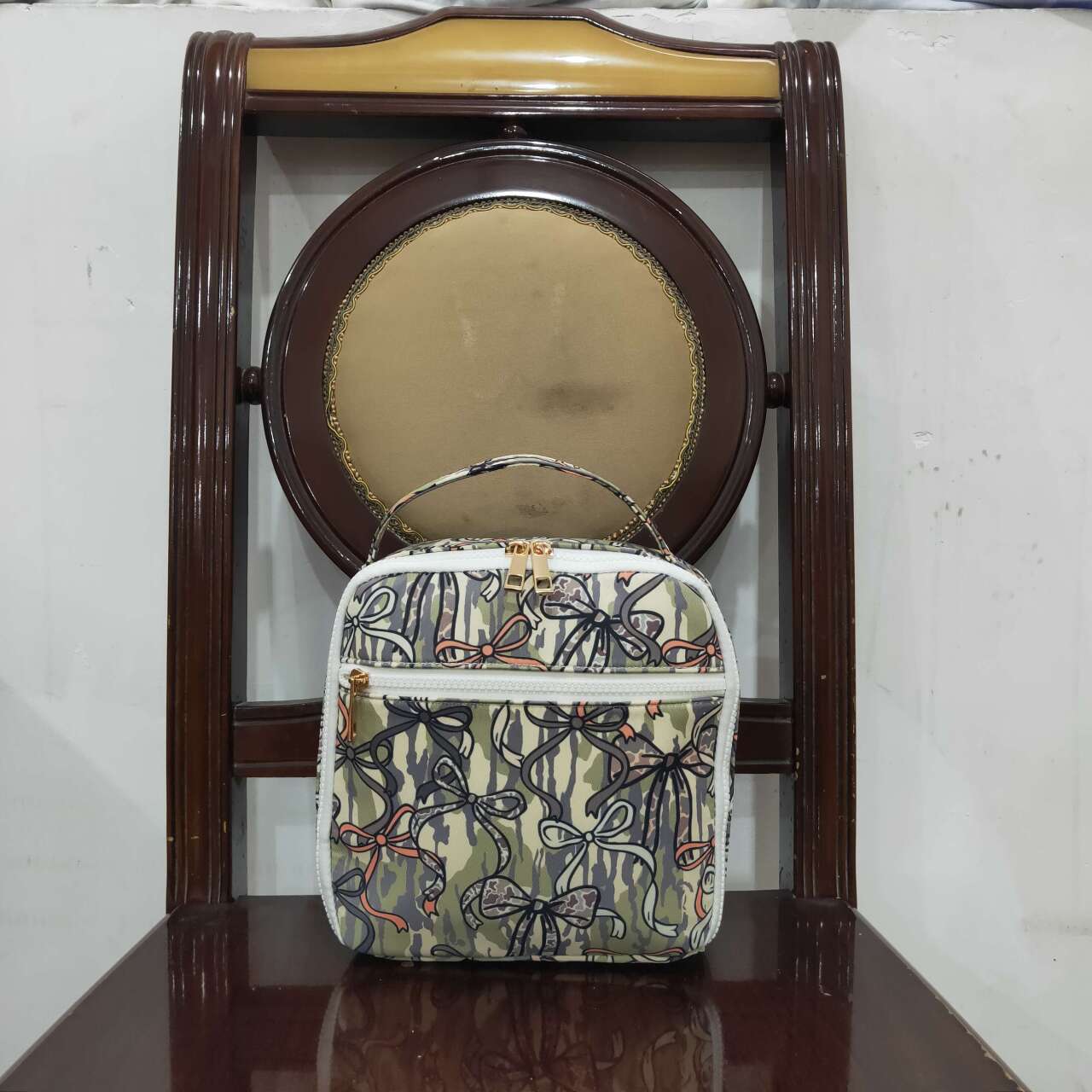 BA0393 Camo Bows Kids Southern Lunch Boxes Bags