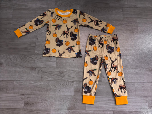 8.8 BLP1556 Preorder Animals Pumpkin Print Boys Fall Pajamas Clothes Set