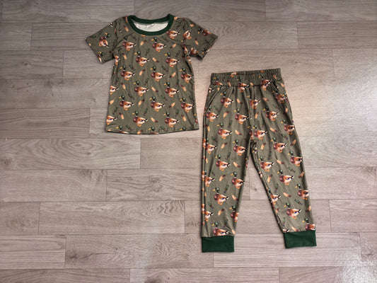8.7 BSPO0702 Preorder Duck Call Print Boys Pajamas Clothes Set