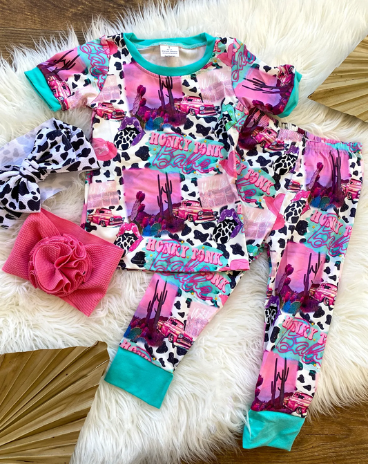 (Promotion) Pink BA Girls short sleeved western print pajamas   E11-4
