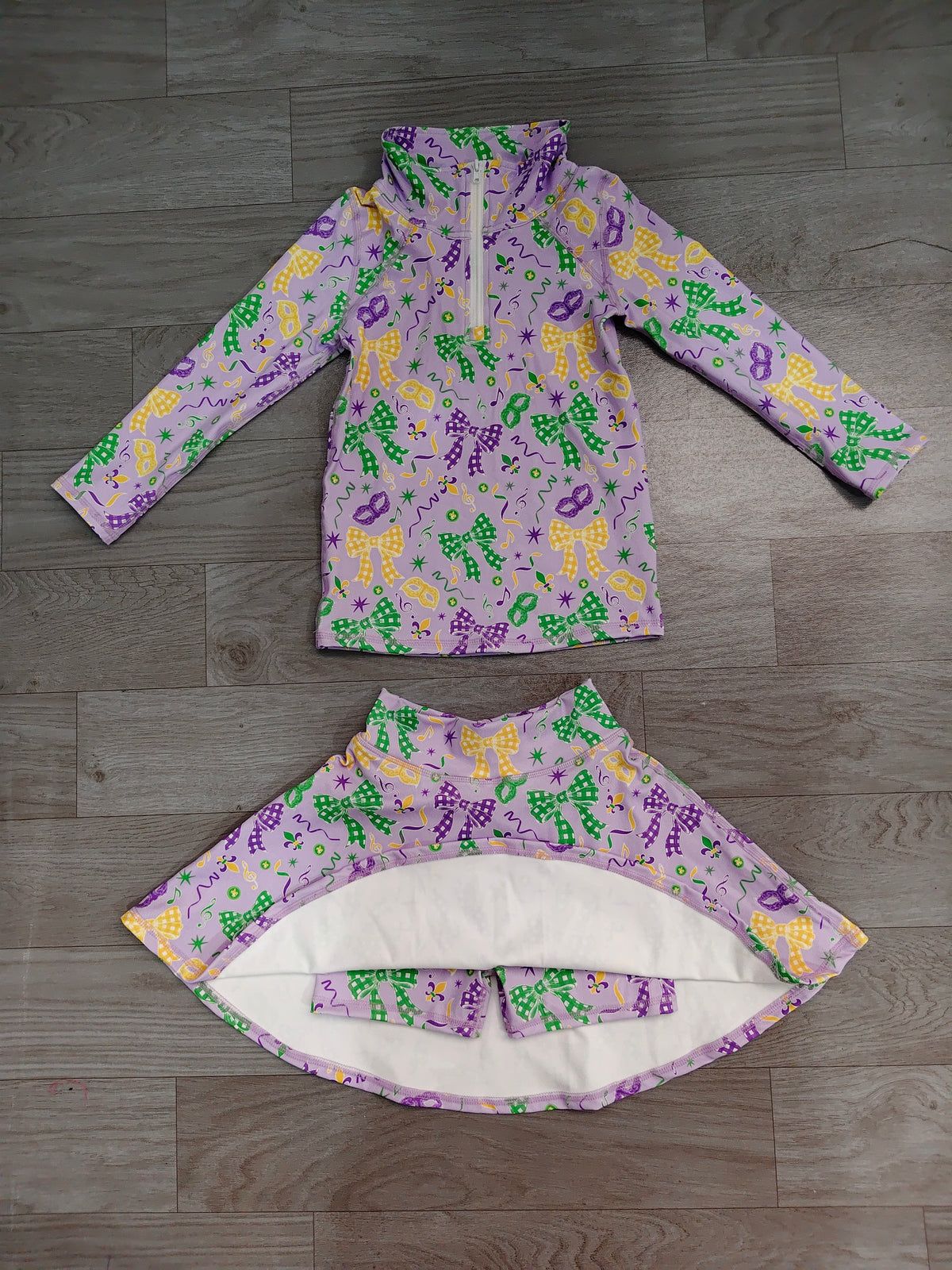9.2 GLD1792 Preorder Mask Bows Zipper Pullover Top Skort Girls Mardi Gras Yoga Clothes Set