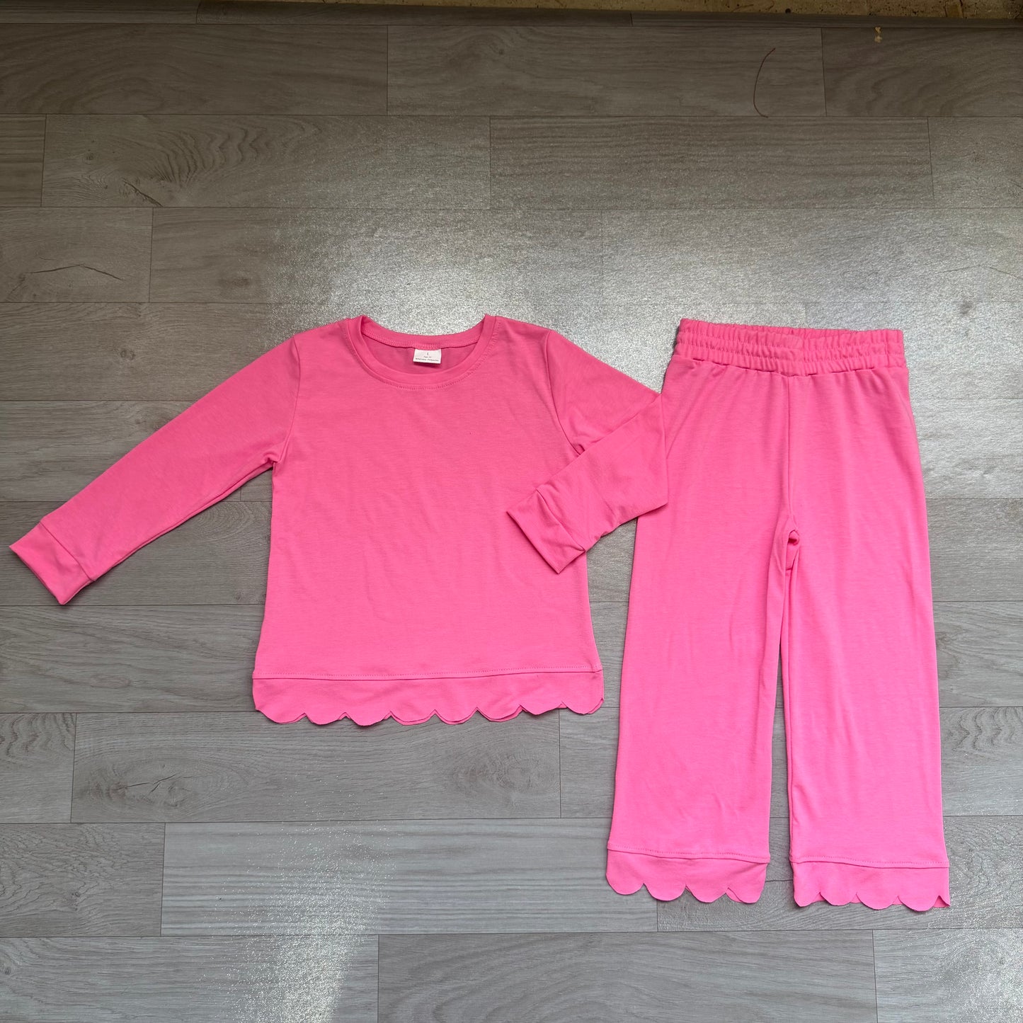 4.10 GLP3294 Preorder Hot Pink Cotton Girls Scallop Clothes Set