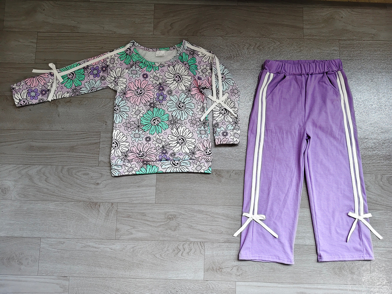4.28 Girls Purple Daisy Flower Outfit - Fall Floral Print  Sweatshirt & Purple Pants Preorder