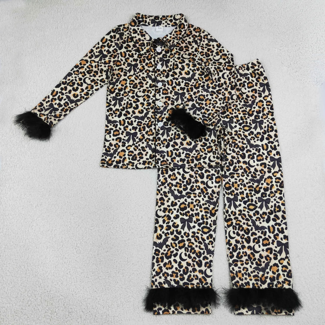 Mommy and Me Halloween Leopard Bats Button Long Sleeve Pajama Set with Fur