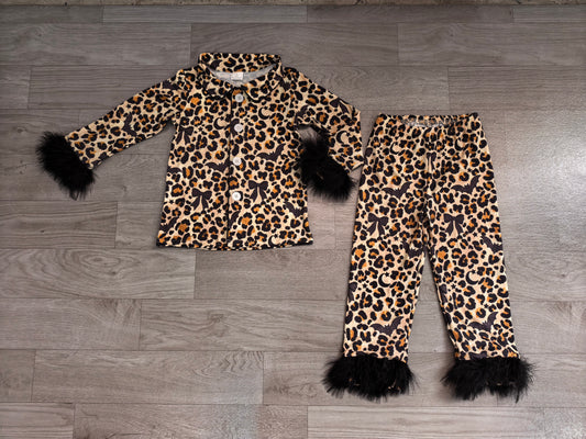 8.7 GLP3640 Preorder Bat Leopard Print Girls Halloween Fur Buttons Pajamas Clothes Set