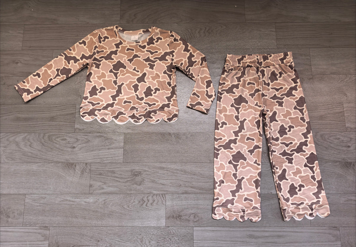 8.10 Preorder Kids Girls Khaki Camo Long Sleeve Scalloped Set