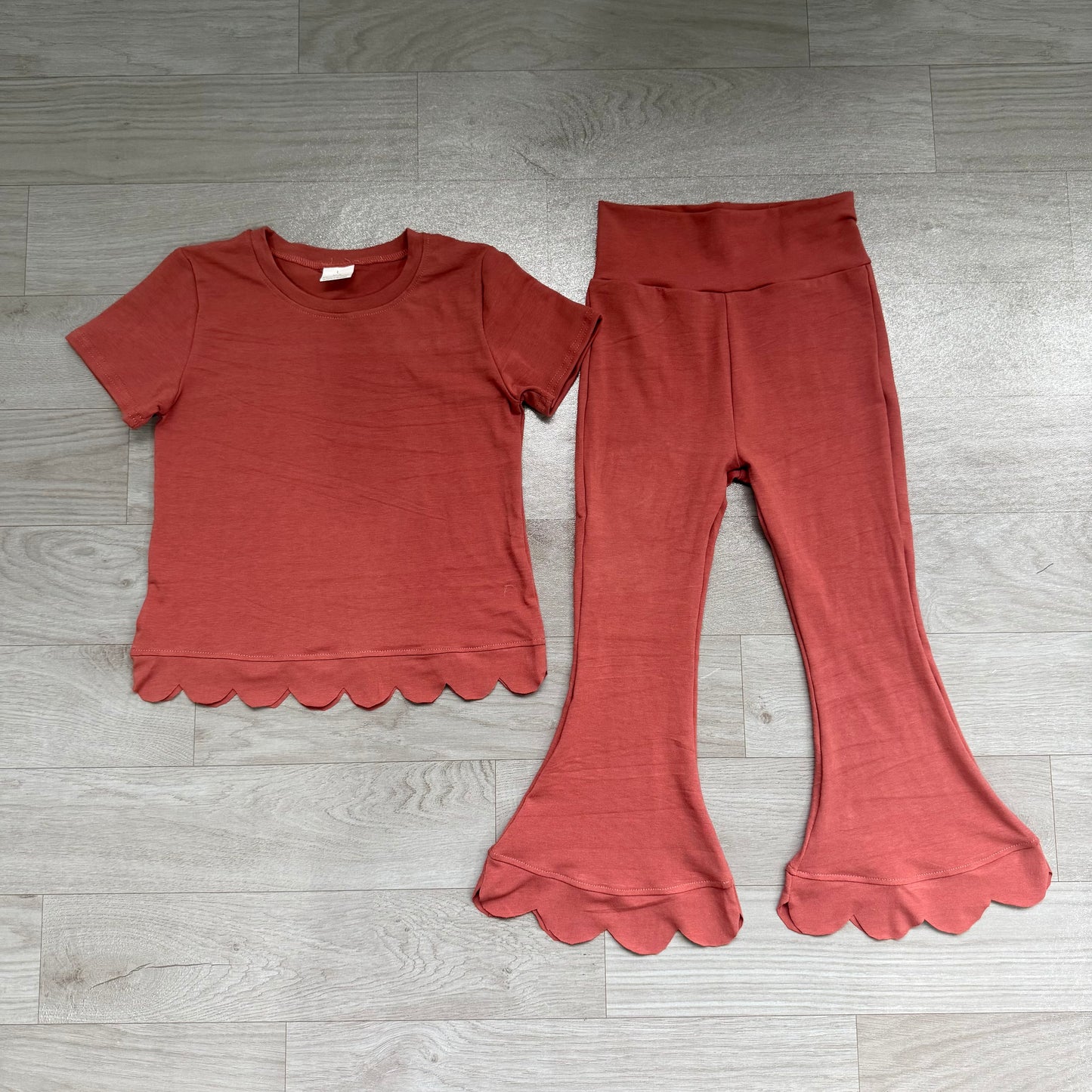 7.14 GSPO2347 Preorder Brown Cotton Girls Scallop Edge Clothes Set