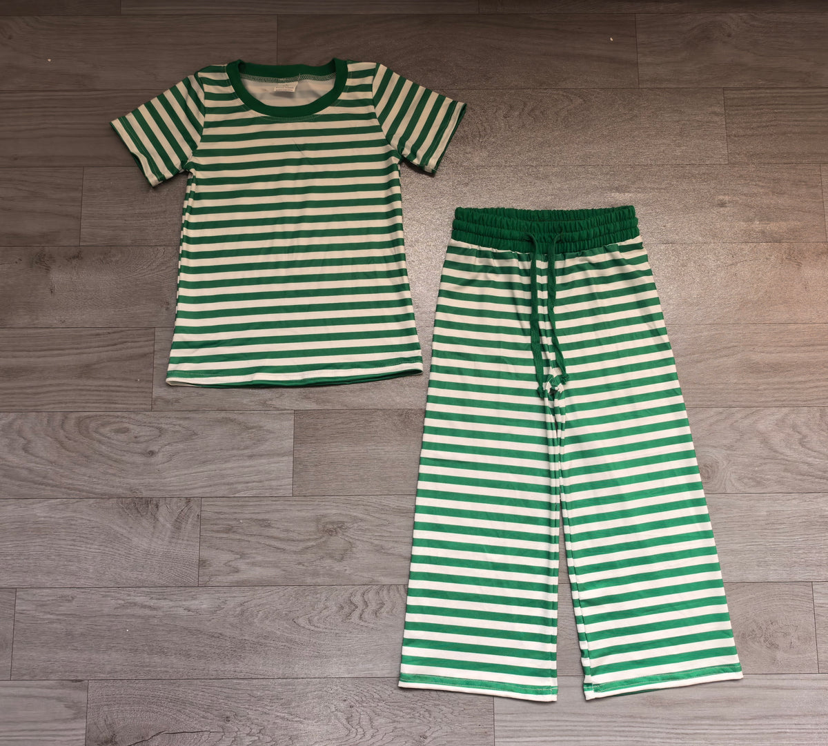 9.5 GSPO2383 Preorder Green Stripes Print Short Sleeve Top Straight Pants Girls Clothes Set
