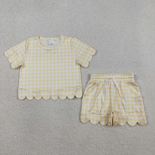 Light Yellow Check Scalloped Short Sleeve & Shorts Set - Girls