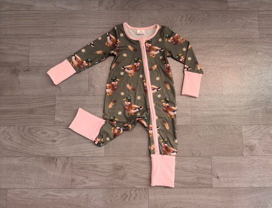 8.6 LR3225 Preorder Duck Flowers Baby Girls Long Sleeve Zipper Sleeper Romper