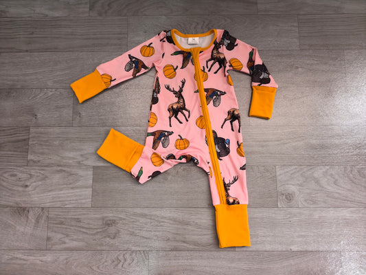 8.8 LR3252 Preorder Animals Pumpkin Pink Print Baby Girls Fall Zipper Sleeper Romper