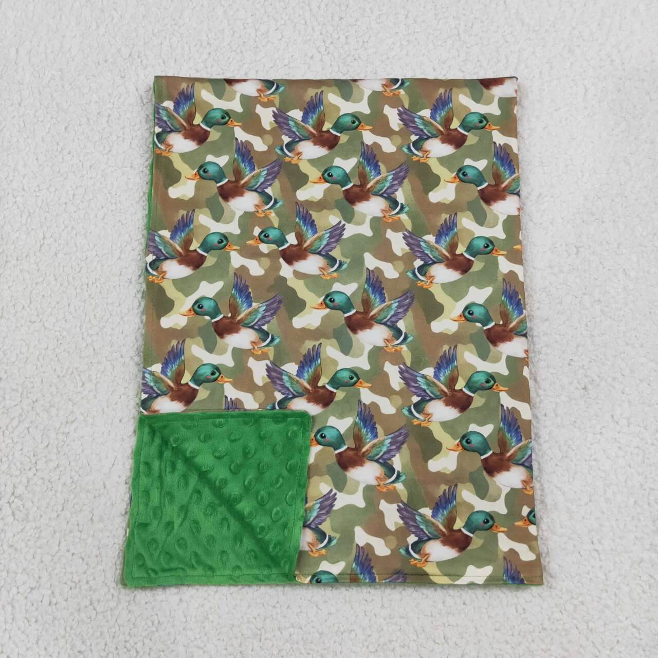 BL0286 Duck Green Camo Baby Hunting Blanket