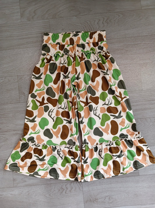 7.6 Preorder KIds Girls Green Camo Loose Pants