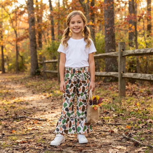 P1065 Green Hunting Camo Ruffle Flare Girls Bottom Pants