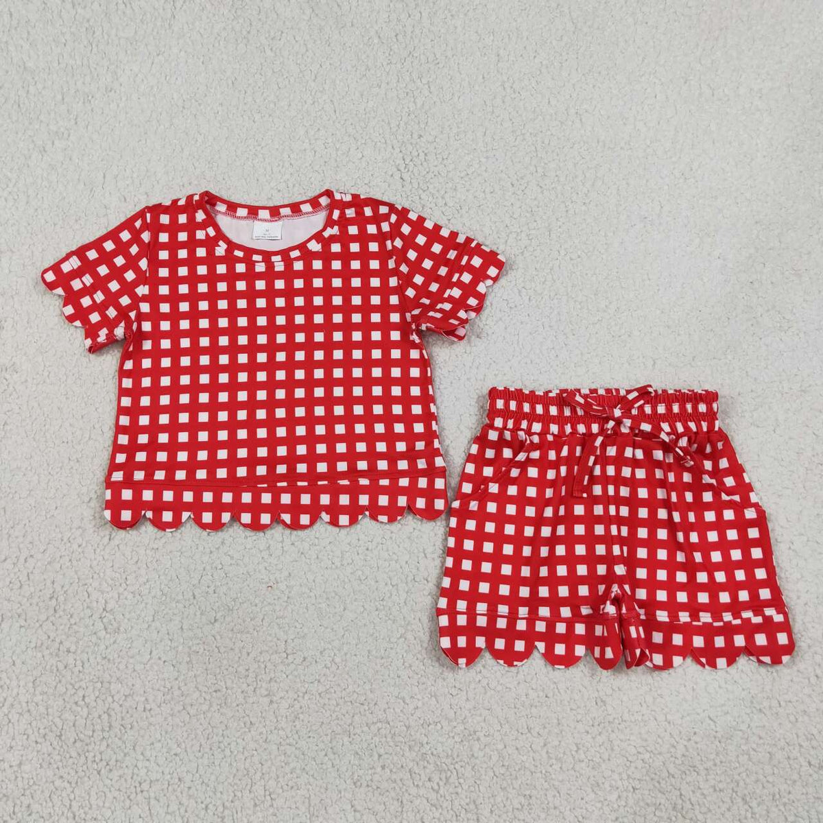 GSSO3838  Red Checkered Print Pockets Shorts Girls Summer Scallop Clothes Set