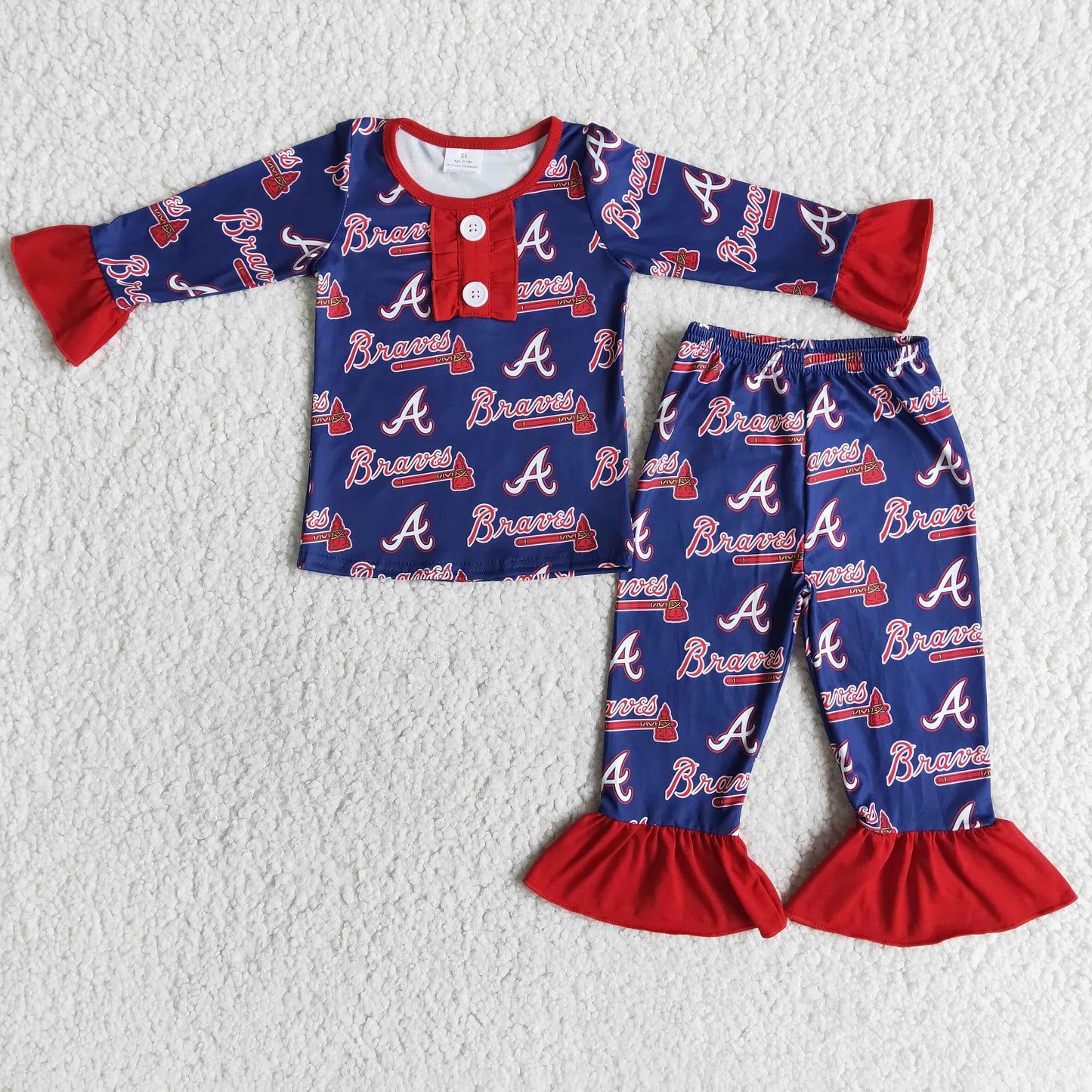 Girls long sleeved pajamas