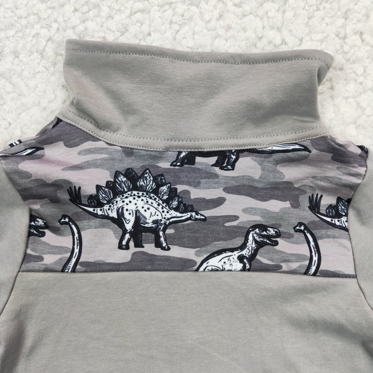 BT0106 Dino Camo Grey Print Boys Long Sleeve Zipper Pullover Top