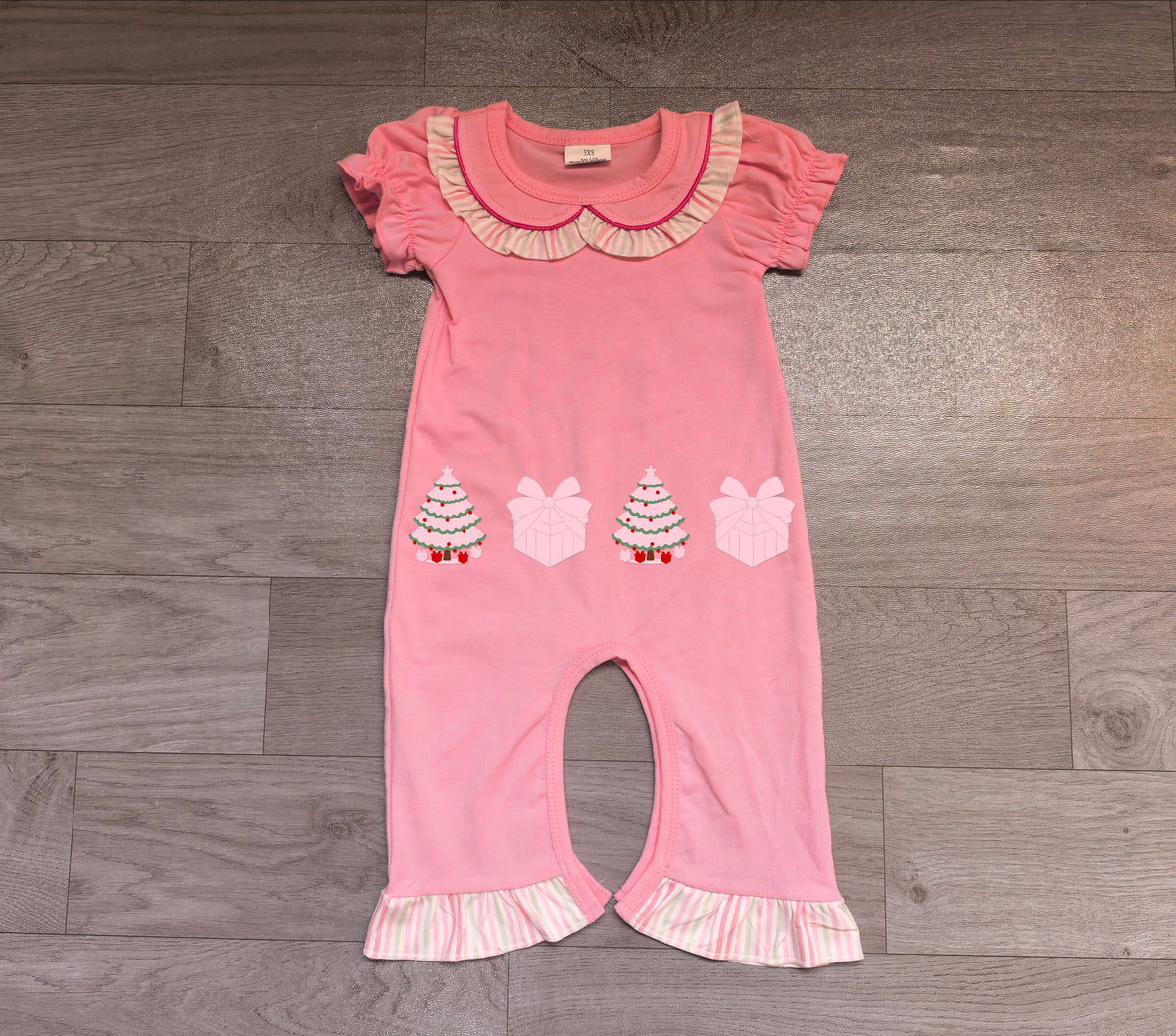 7.24 SR4288 Preorder Christmas Tree Gifts Pink Print Baby Girls Doll Collar Romper