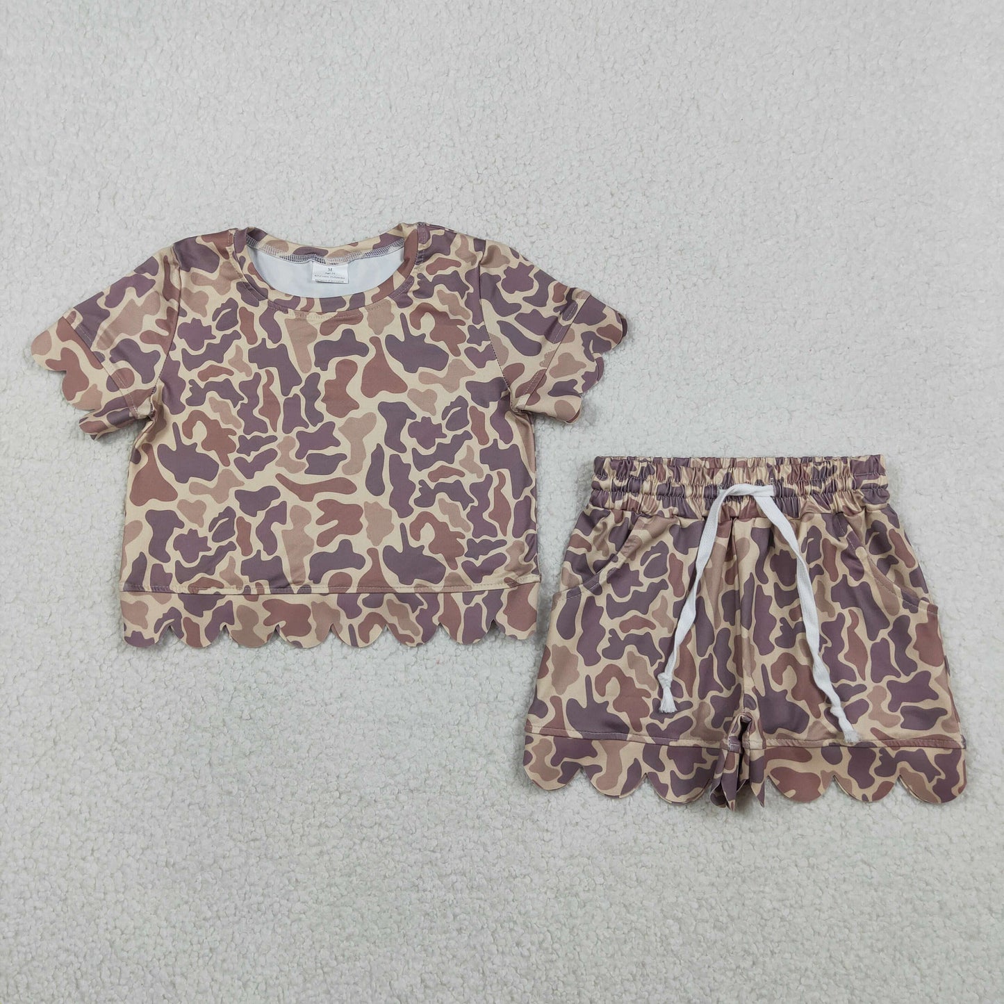 Brown Camouflage Scallop Short Sleeve & Shorts Set - Girls